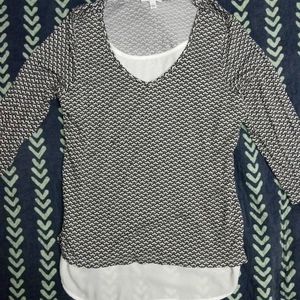 Lady's Business Casual slong sleeve top